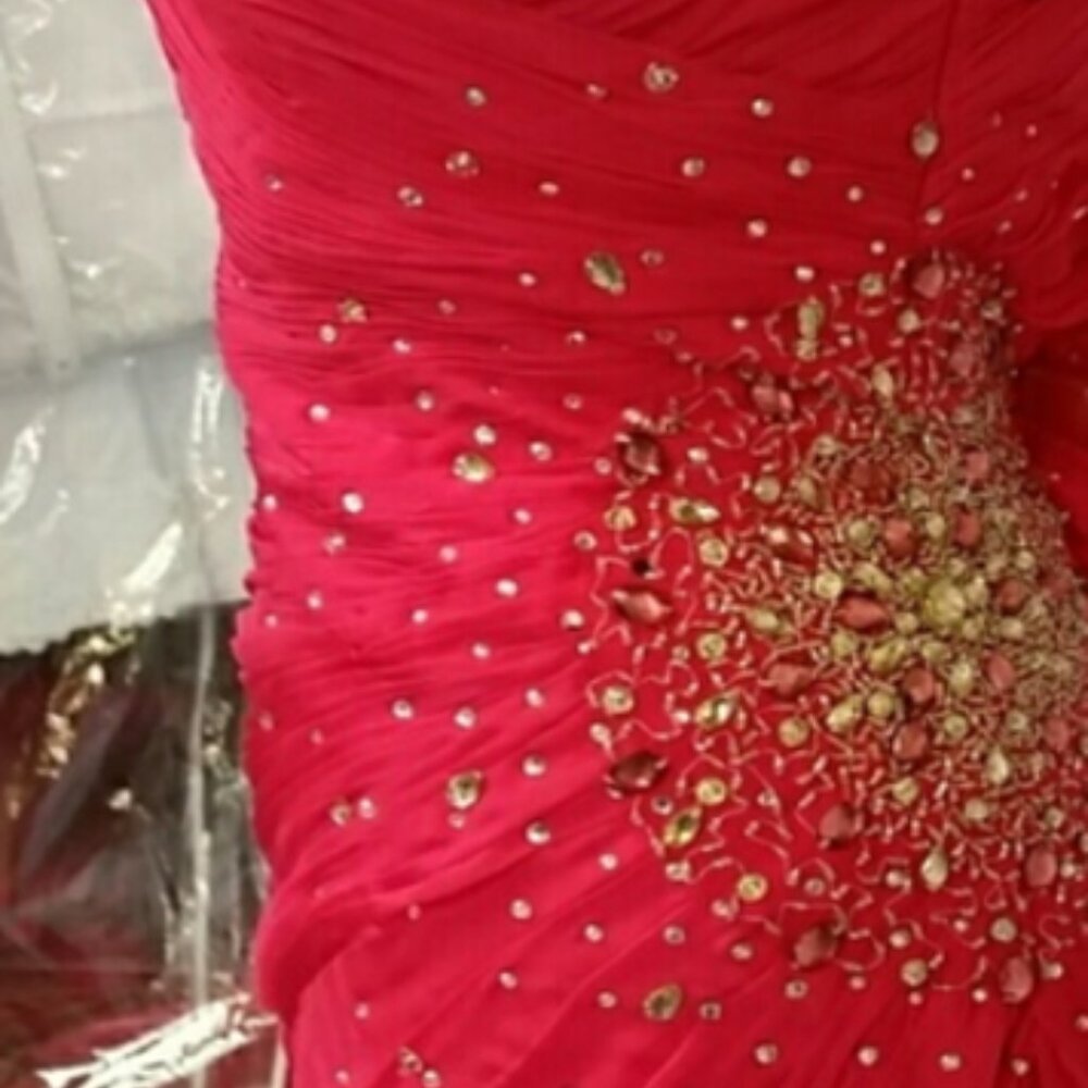 MNM Couture Fuchsia Dress - Image 5