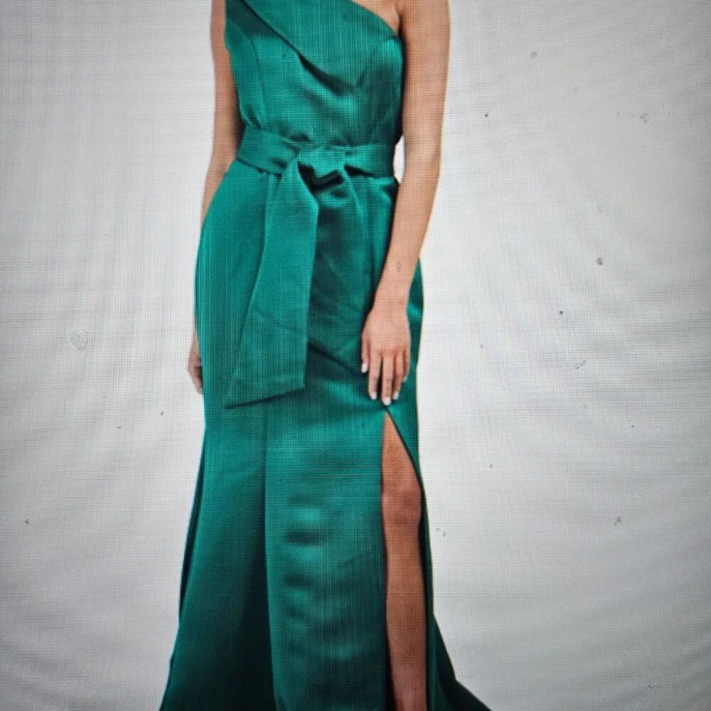 TERANI COUTURE One Shoulder Satin Cape Gown - Image 9