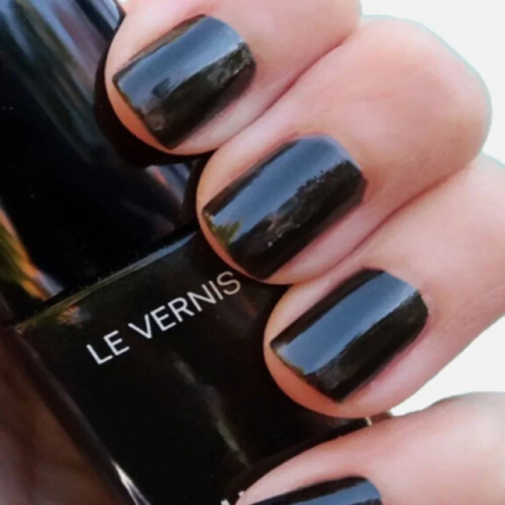 Chanel Le Vernis Longwear Nail Polish #715 DEEPNESS Black RARE Limited Ed. BOXED - Image 8