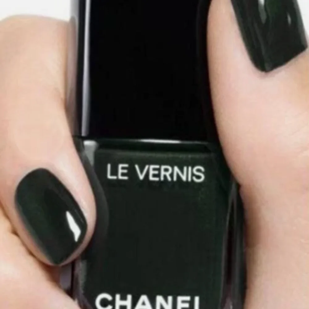 Chanel Le Vernis Longwear Nail Polish #715 DEEPNESS Black RARE Limited Ed. BOXED - Image 5