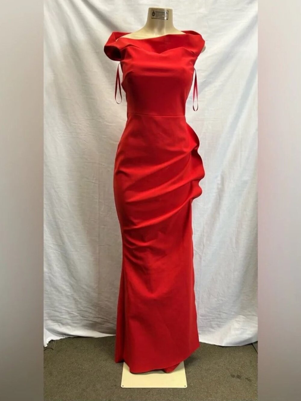 Chiara Boni Red La Petite Robe Melania Formal Dress - Image 5